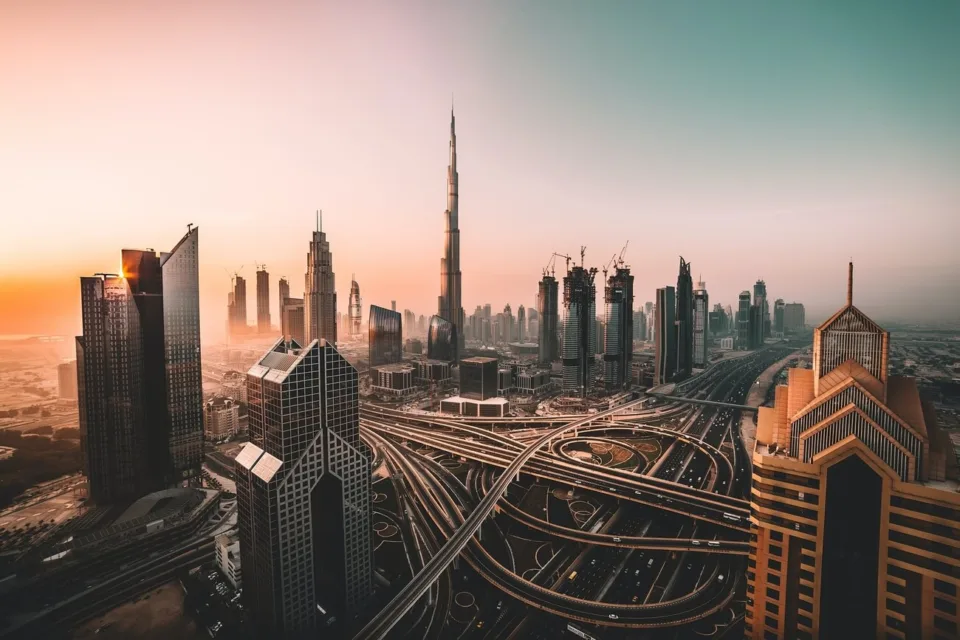 Burj Khalifa vedere de la distanță a celei mai înalte clădiri