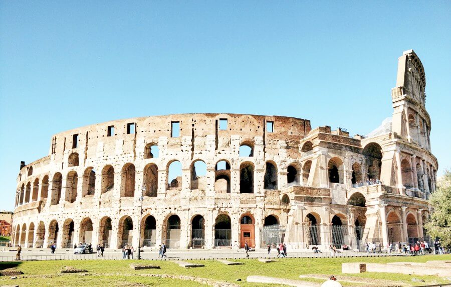 colosseum vedere din față